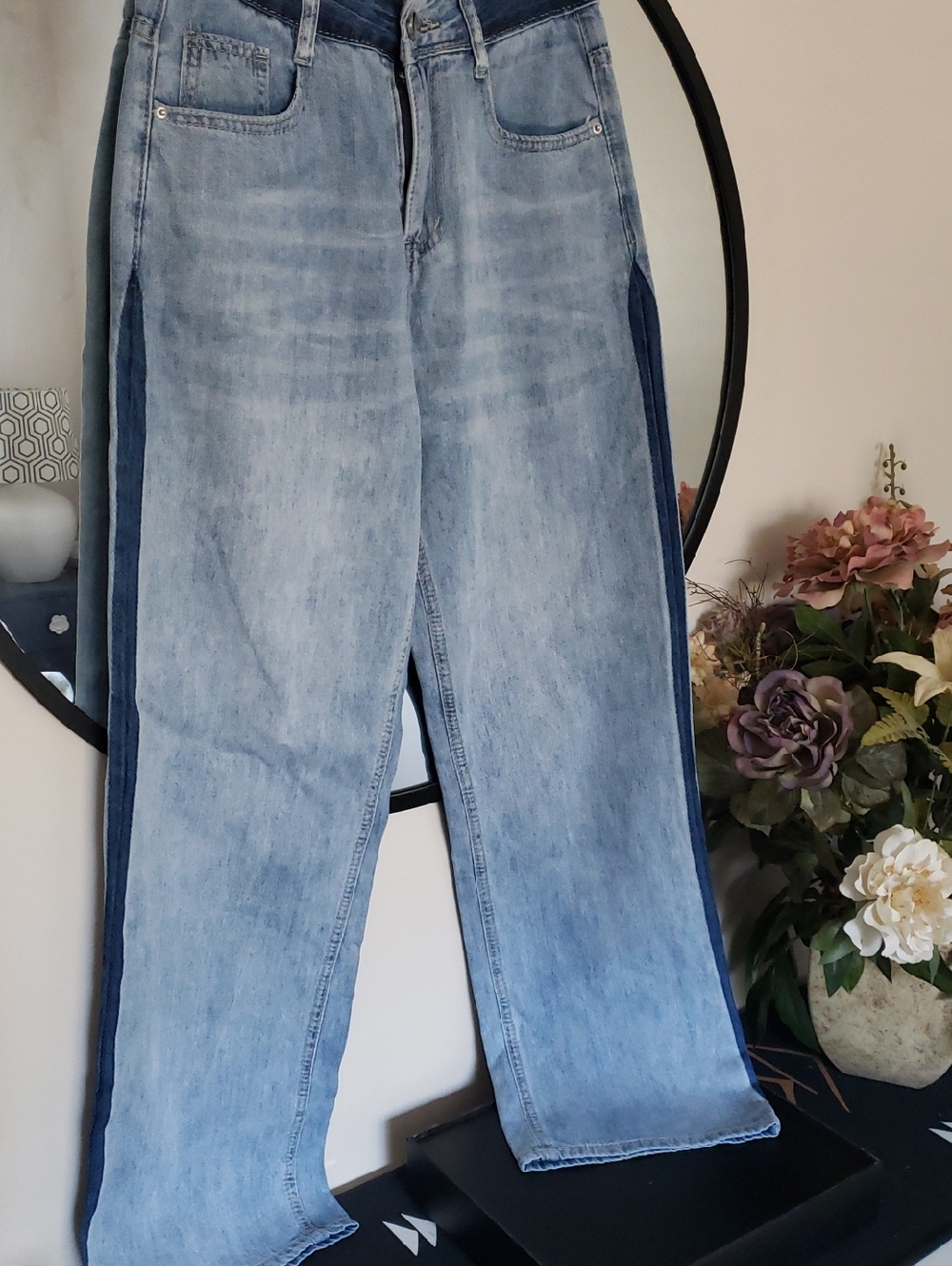 Light Wash Jeans with Dark Side Stripe